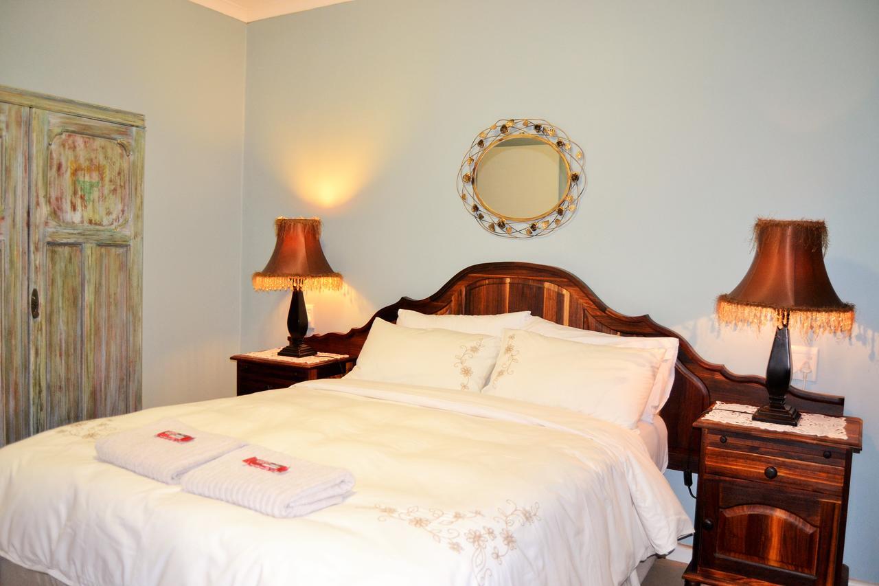 Versailles Self-Catering Wellington Esterno foto