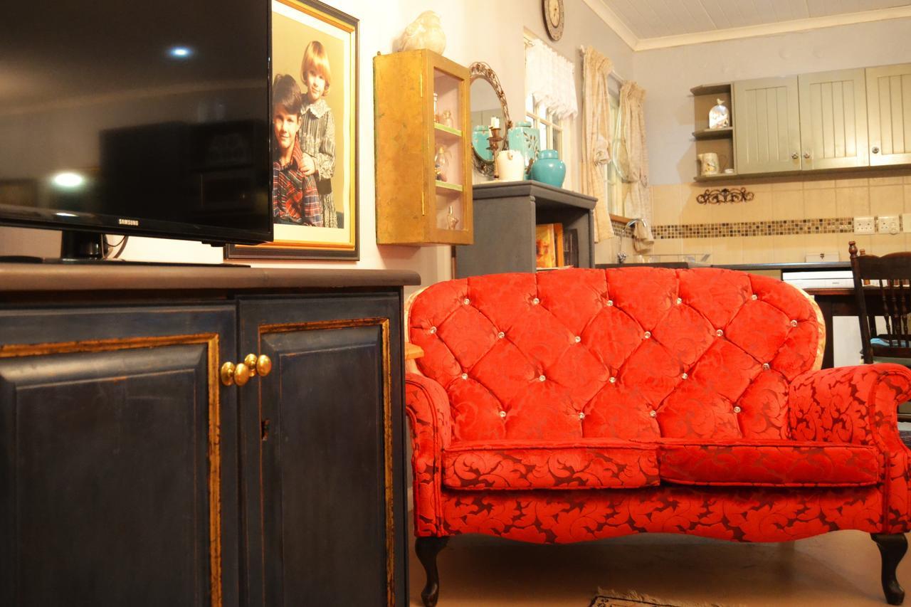 Versailles Self-Catering Wellington Esterno foto